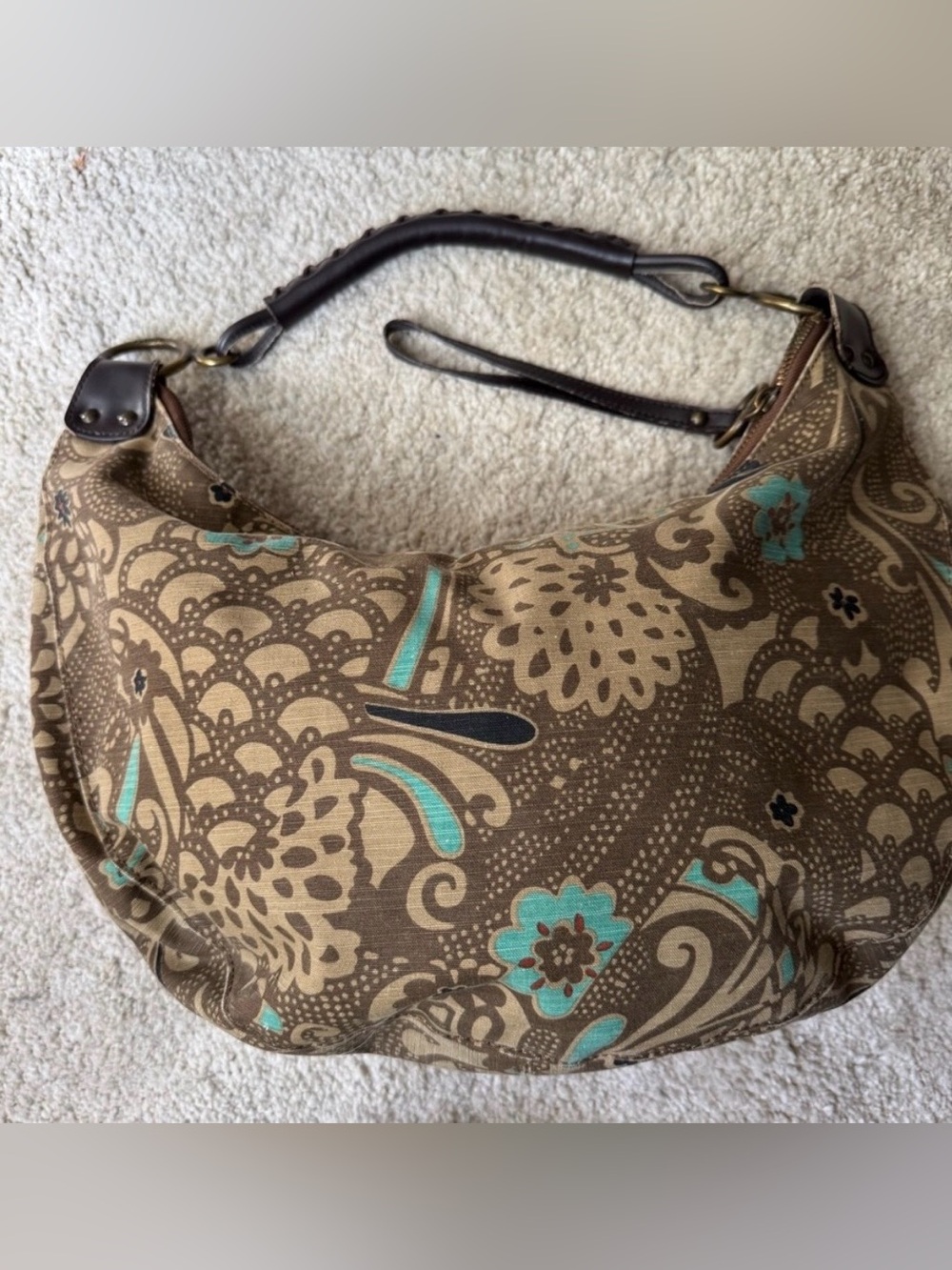 GAP floral / paisley vintage sling bag - like new!